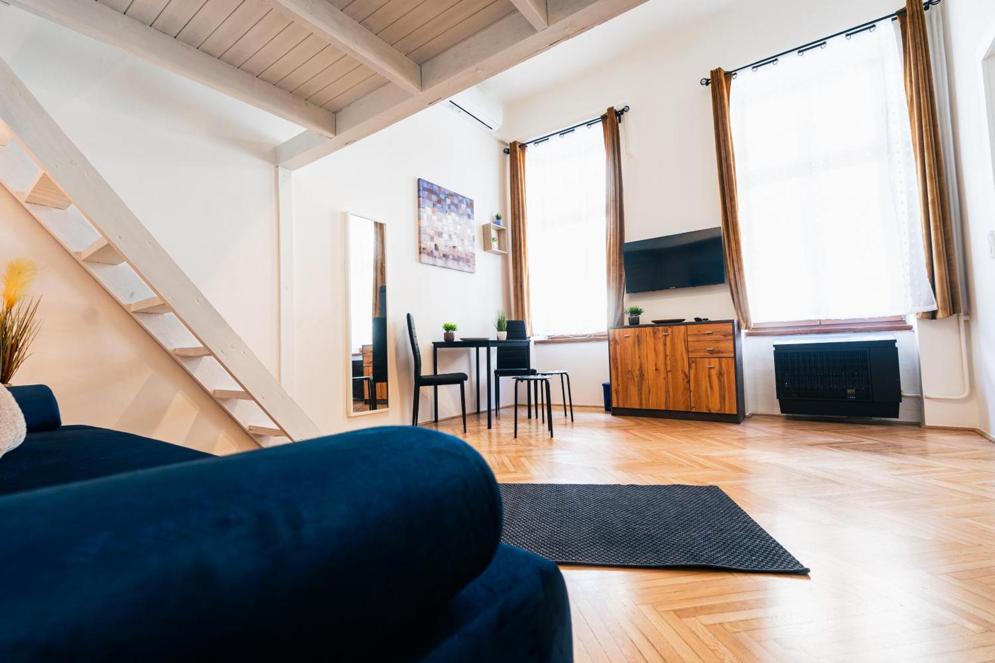 Seventh Heaven 2 Apartment Budapest Bagian luar foto